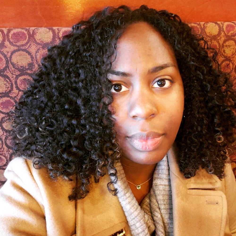 Meet your Posher, Felicia